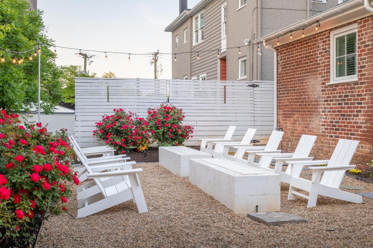 Boutique Room Steps From Downtown Mall Rose Jean Room 1 Charlottesville Exteriér fotografie